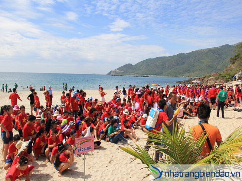 Bãi biển Nhũ Tiên Nha Trang